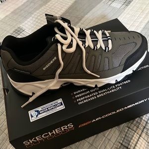 Skechers Outdoors sneakers mens size 10